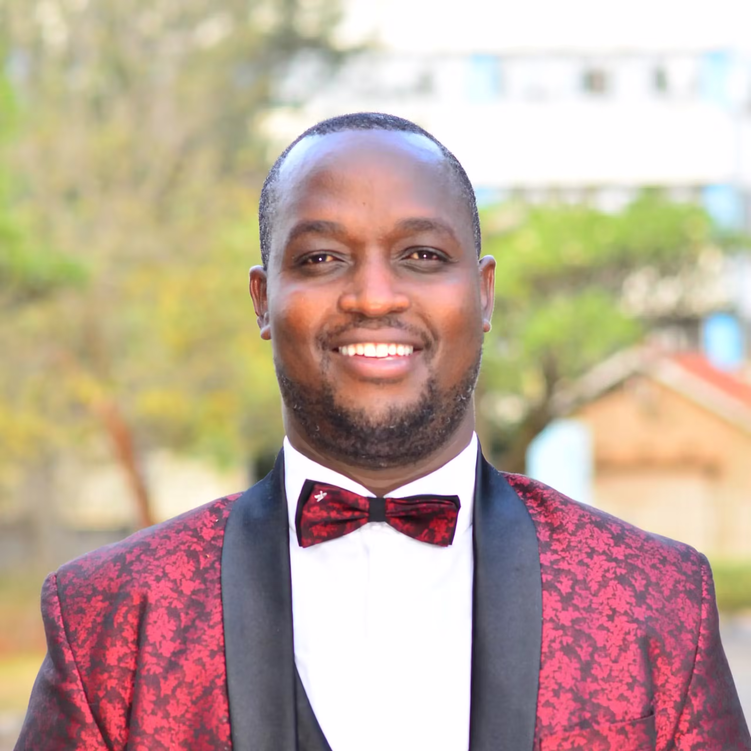photo of the author of this blog martin kiogora